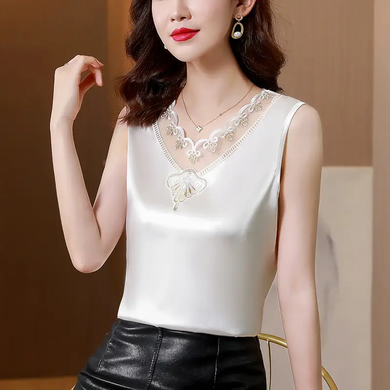 Women Satin V-Neck Lace Camisole Large