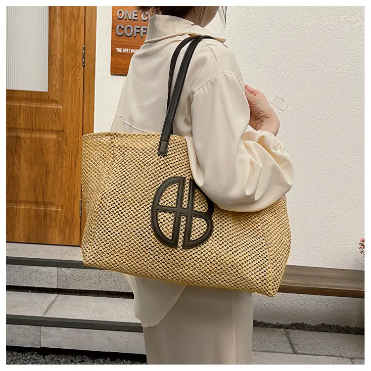 Women's Straw Woven Shoulder Bag with Logo — feature 12