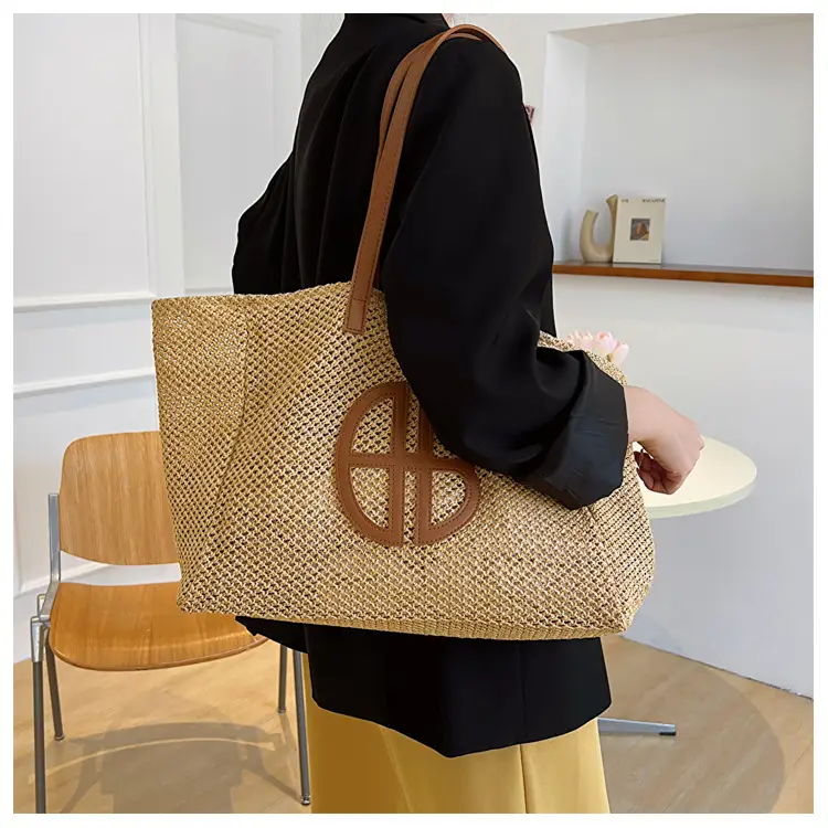 Women's Straw Woven Shoulder Bag with Logo — feature 15