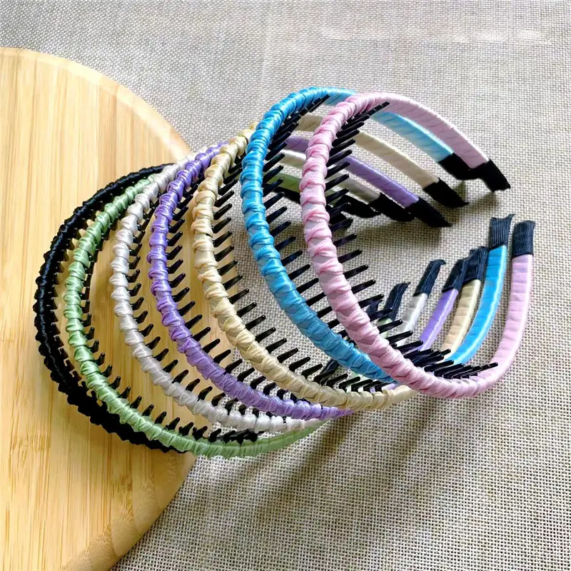 Green Broken Hair Artifact Headband with Toothed Design — feature 13
