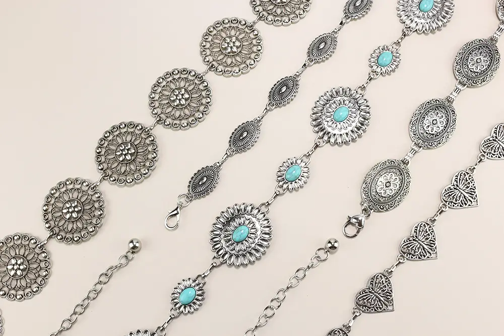 Vintage Silver Crossbody Chain Belt for Women — feature 3