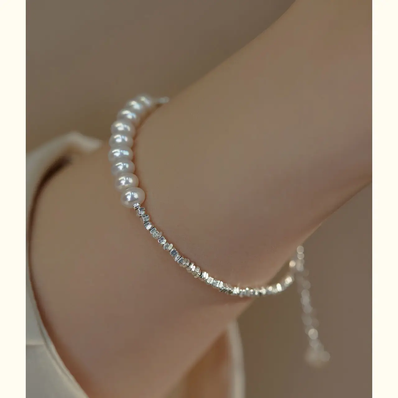 Broken Silver Pearl Bracelet for Women - Image 3