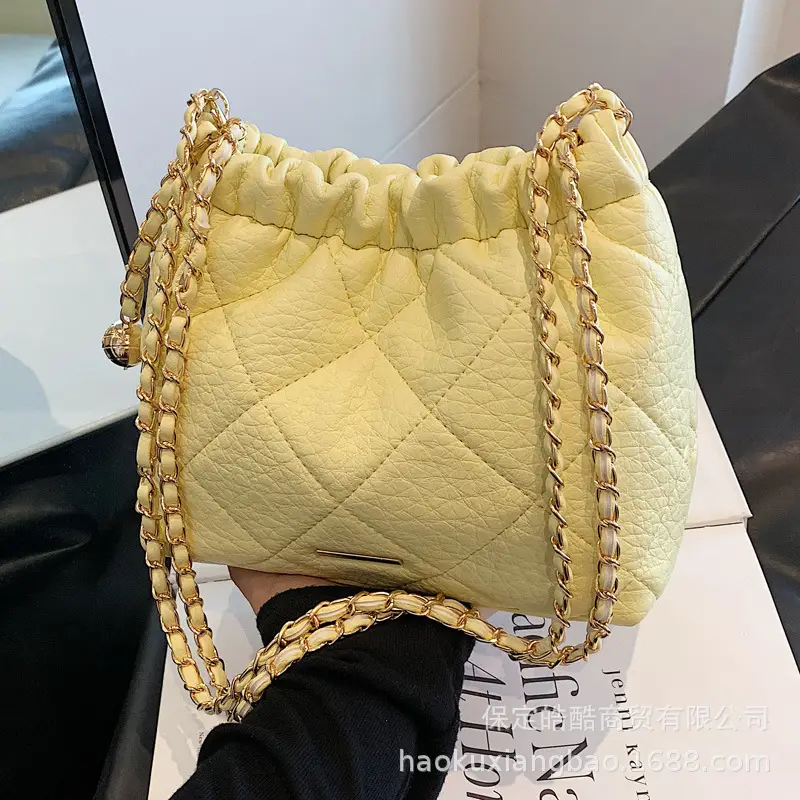 White Diamond Plaid Chain Bag for Women Summer 2023 - Image 5