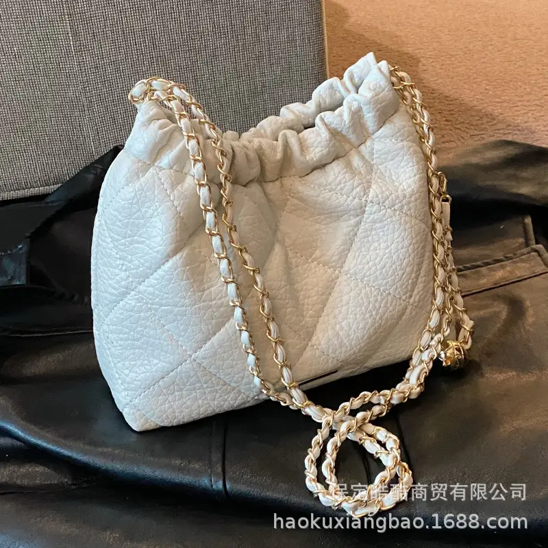 White Diamond Plaid Chain Bag for Women Summer 2023 - Image 6