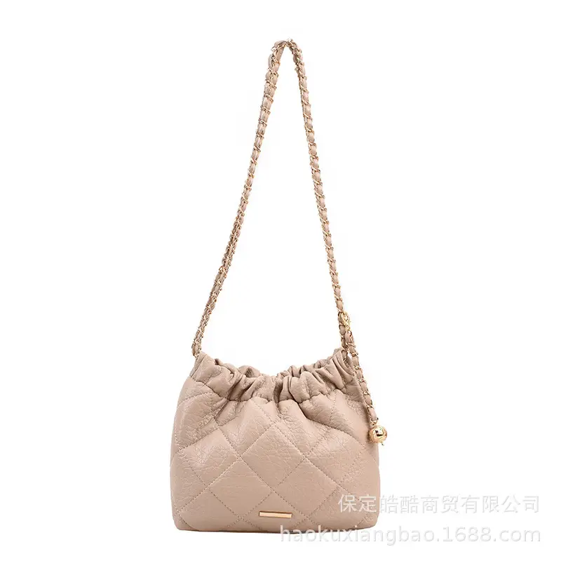 White Diamond Plaid Chain Bag for Women Summer 2023 - Image 8