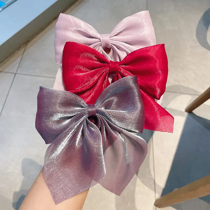Black Oversized Bow Hairpin for Women — feature 5