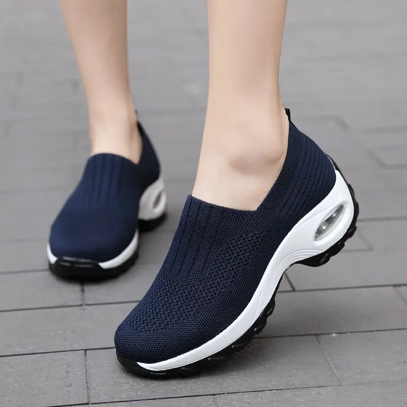 Women's Shoes Summer Soft Sole Breathable Walking Mom Shoes Middle-Aged Mesh Casual Sports Shoes Lazy Slip-On Shoes for Women - Image 9