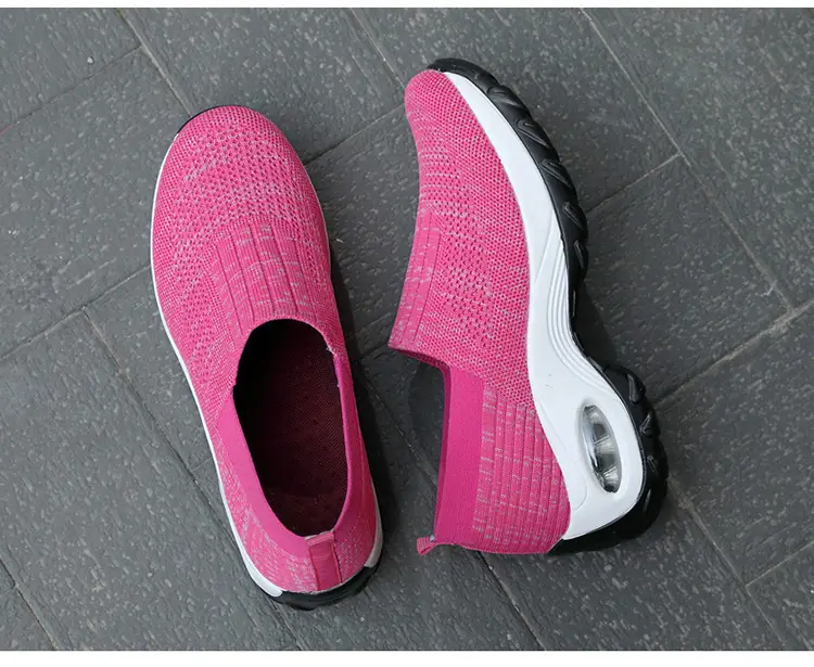 Women's Shoes Summer Soft Sole Breathable Walking Mom Shoes Middle-Aged Mesh Casual Sports Shoes Lazy Slip-On Shoes for Women — feature 22