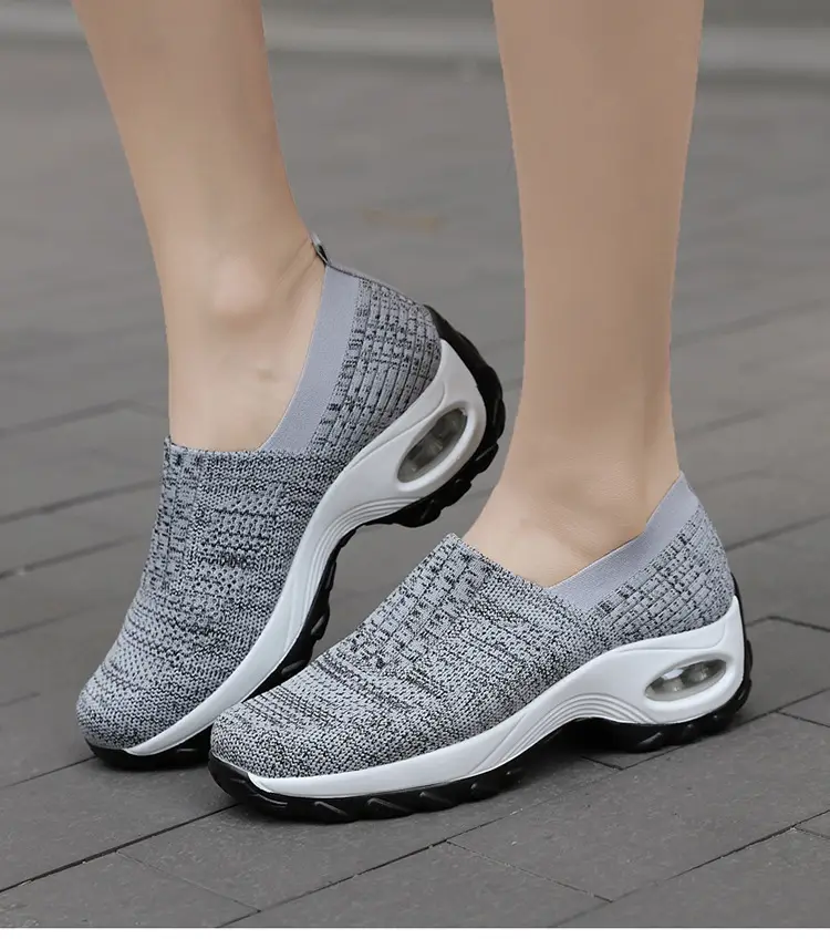 Women's Shoes Summer Soft Sole Breathable Walking Mom Shoes Middle-Aged Mesh Casual Sports Shoes Lazy Slip-On Shoes for Women — feature 37