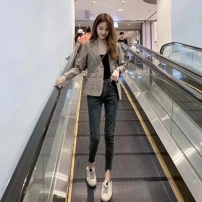 Women's 2024 Plaid Slim Jacket Small Suit - Image 3