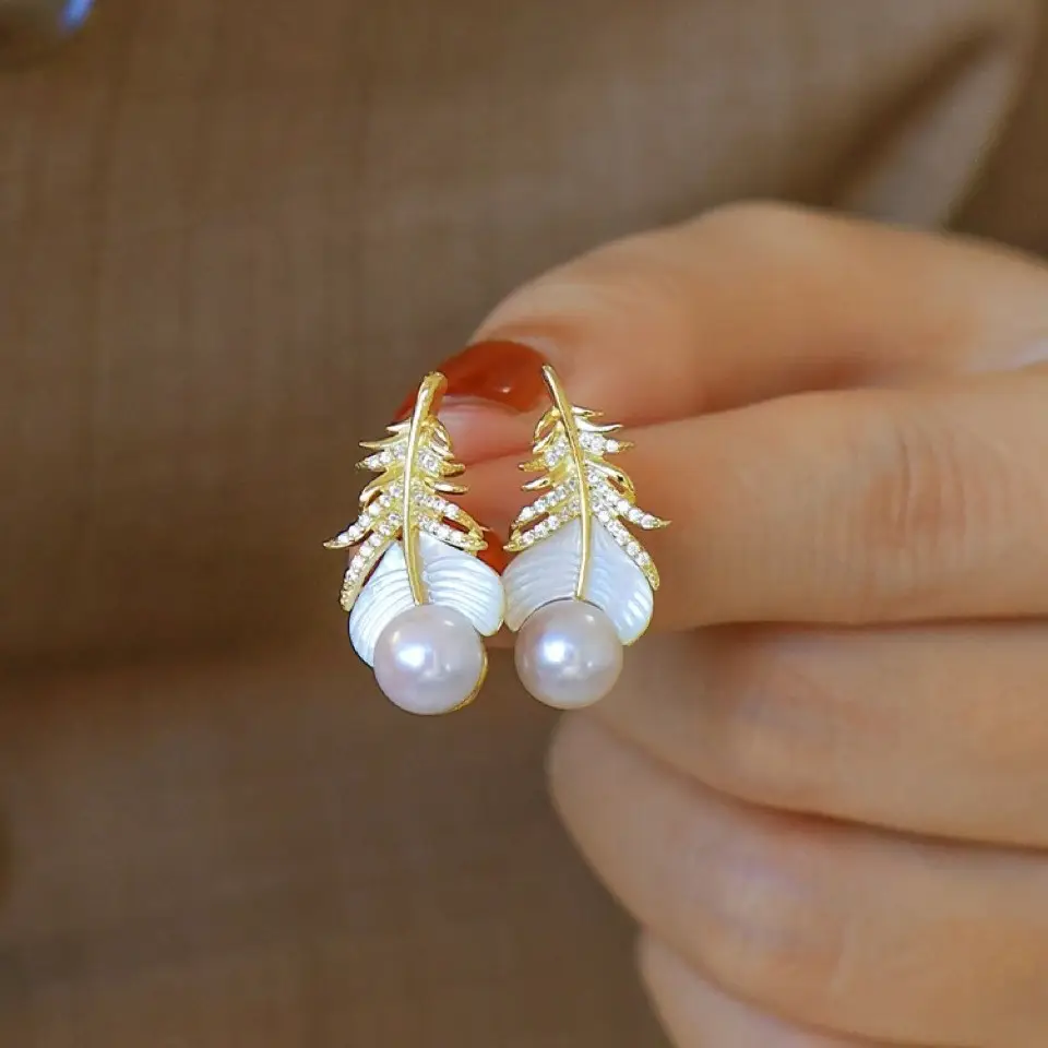 Elegant Pearl Feather Earrings for Women - Image 5