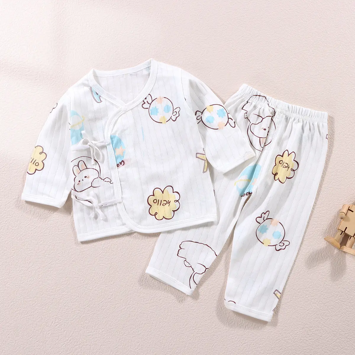 Baby Strawberry Print Cotton Pajamas Set — feature 5