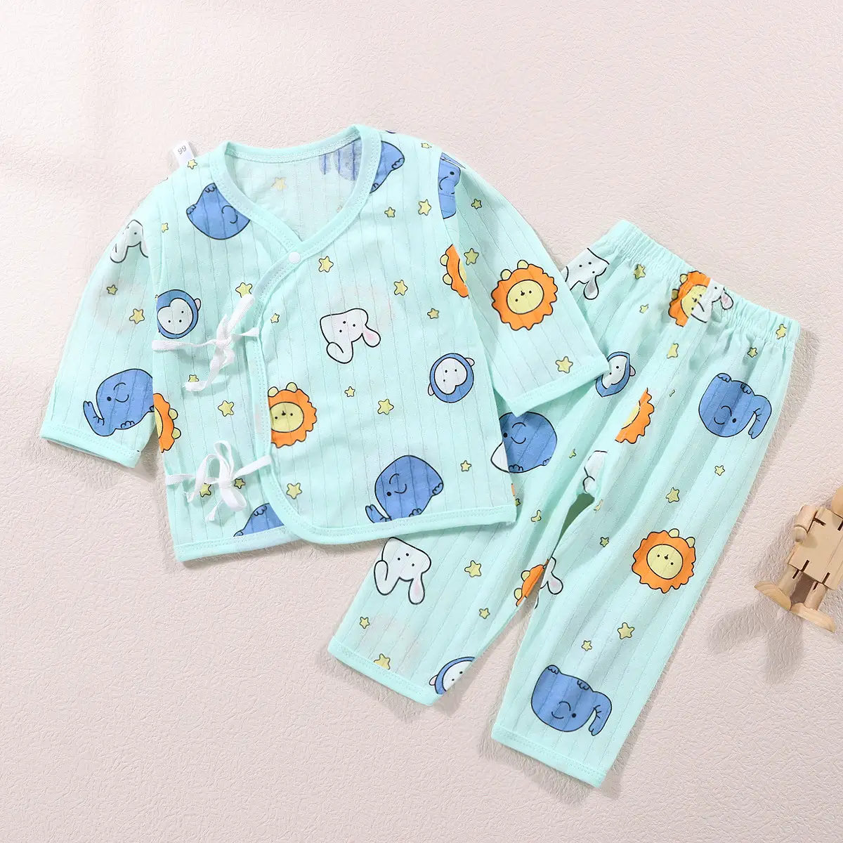 Baby Strawberry Print Cotton Pajamas Set — feature 6