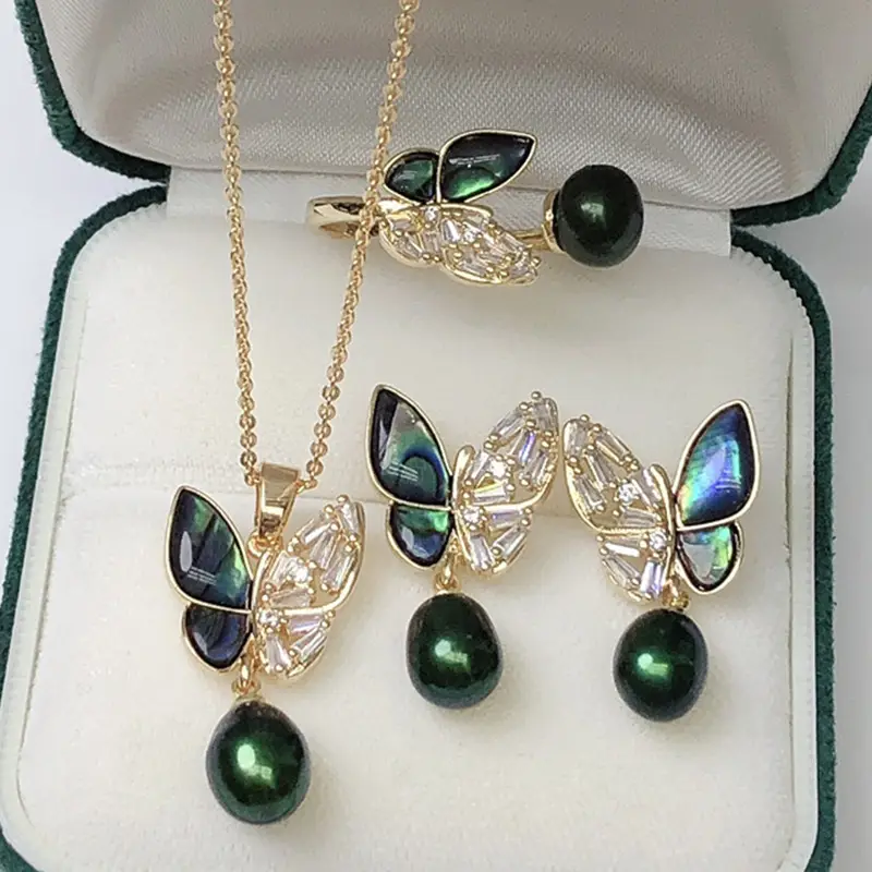 Women's Butterfly Pearl Necklace Set with Earrings