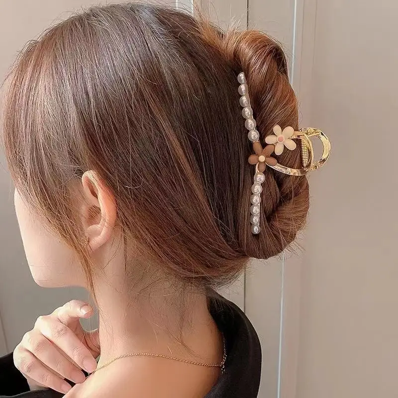 Women's Metallic Pearl Hair Clip Summer Large - Image 7