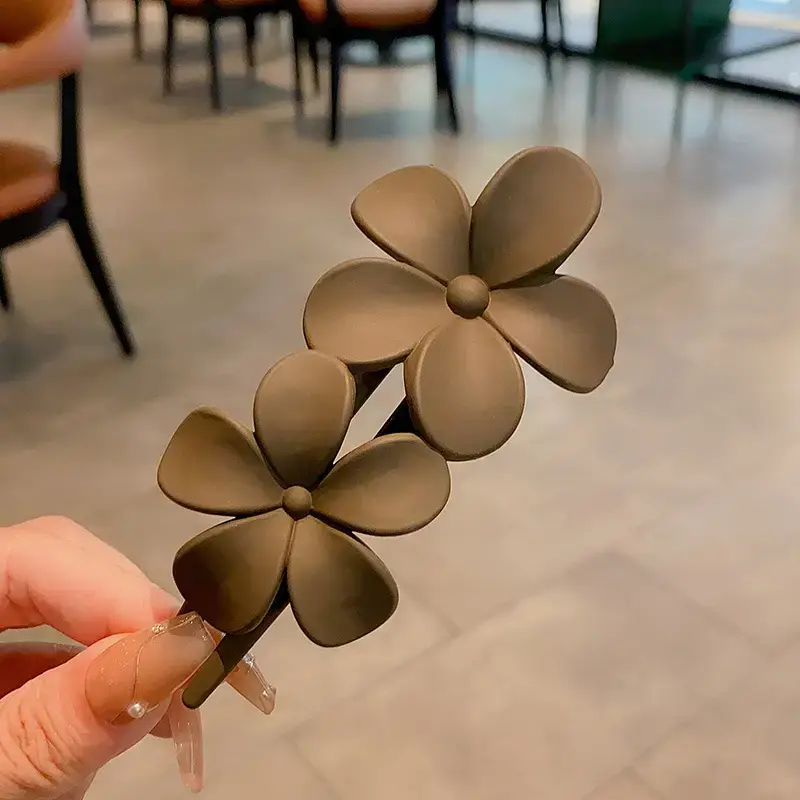 Korean Style Flower Hairpin for Women - Image 4