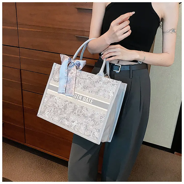 Women Embroidered Pink Tote Bag with Bow — feature 30