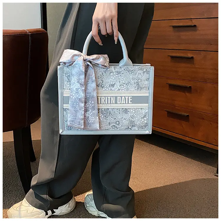 Women Embroidered Pink Tote Bag with Bow — feature 34