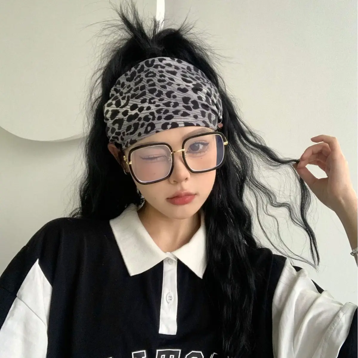 Leopard Print Sports Headband with Wide Elastic Band - Image 9