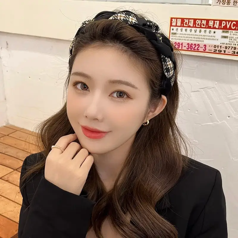 Women Hair Bands 2023 New Style Height-increasing Cranial Top Pressure Hair Bundle - Image 7