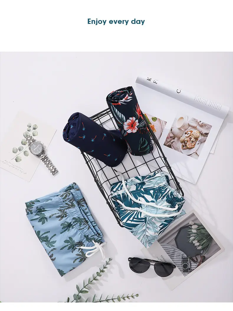 Men's Tropical Print Shorts with Pocket Design — feature 9