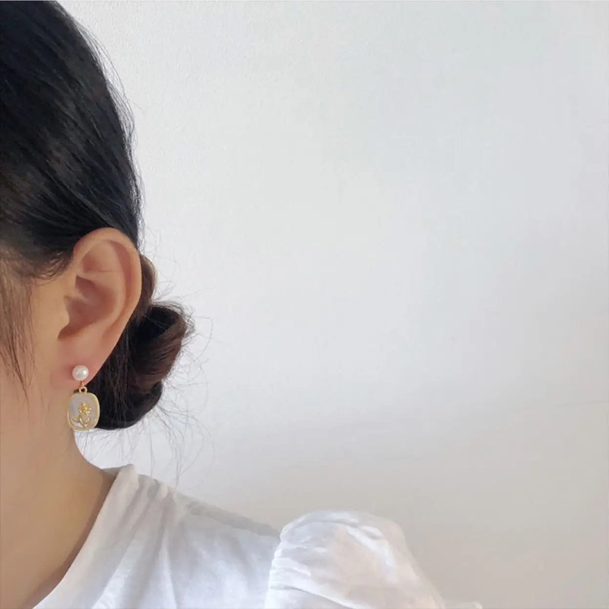 Natural Pearl White Tulip Earrings for Girls - Image 4