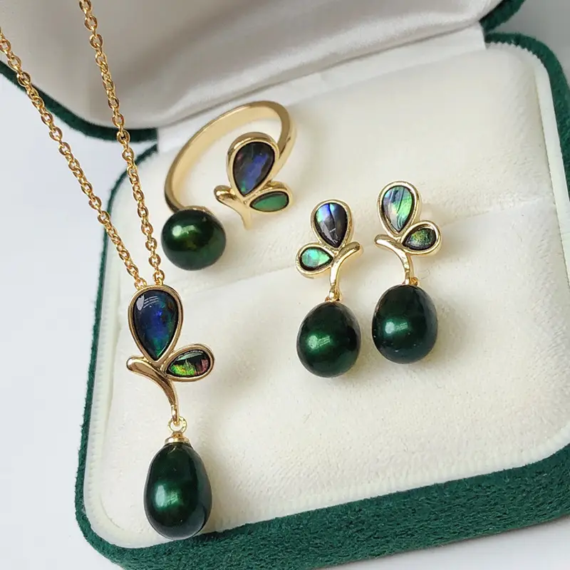 Freshwater Pearl Necklace Set with Earrings & Pendant - Image 7