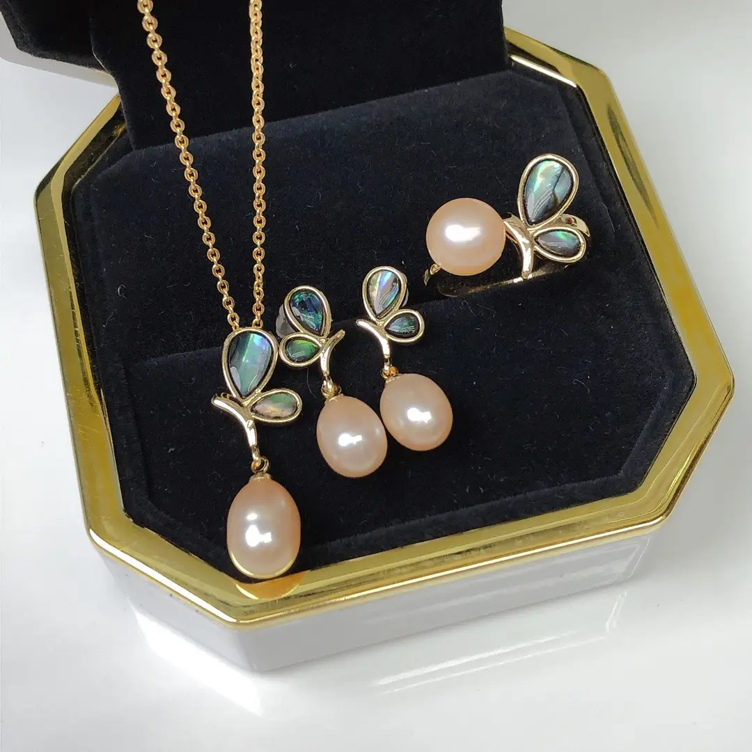 Freshwater Pearl Necklace Set with Earrings & Pendant - Image 2
