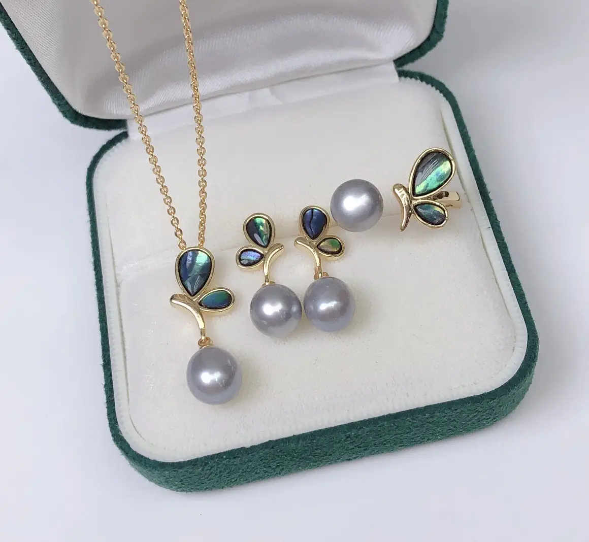 Freshwater Pearl Necklace Set with Earrings & Pendant - Image 5