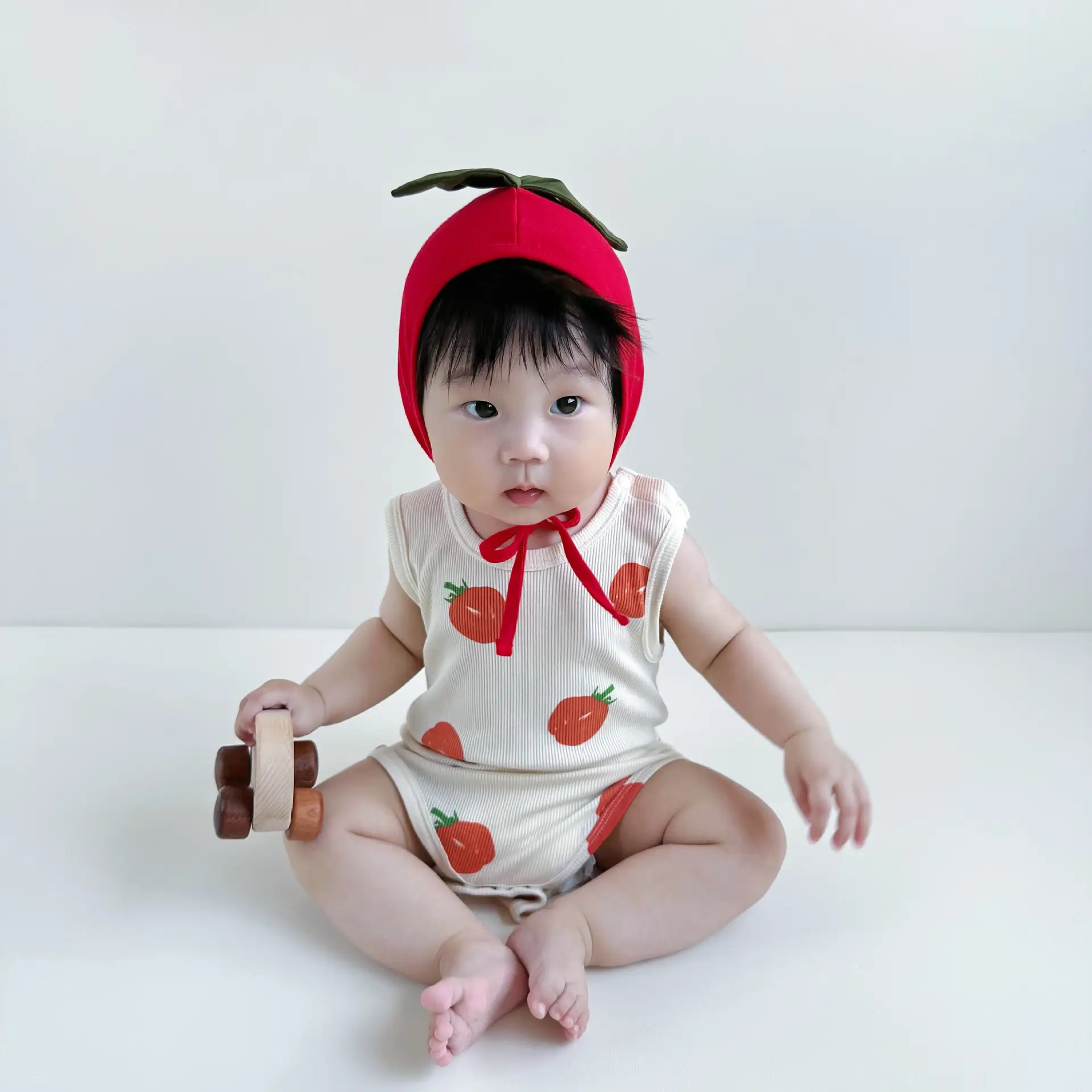 Baby Tomato Print Jumpsuit Suit with Hat — feature 26