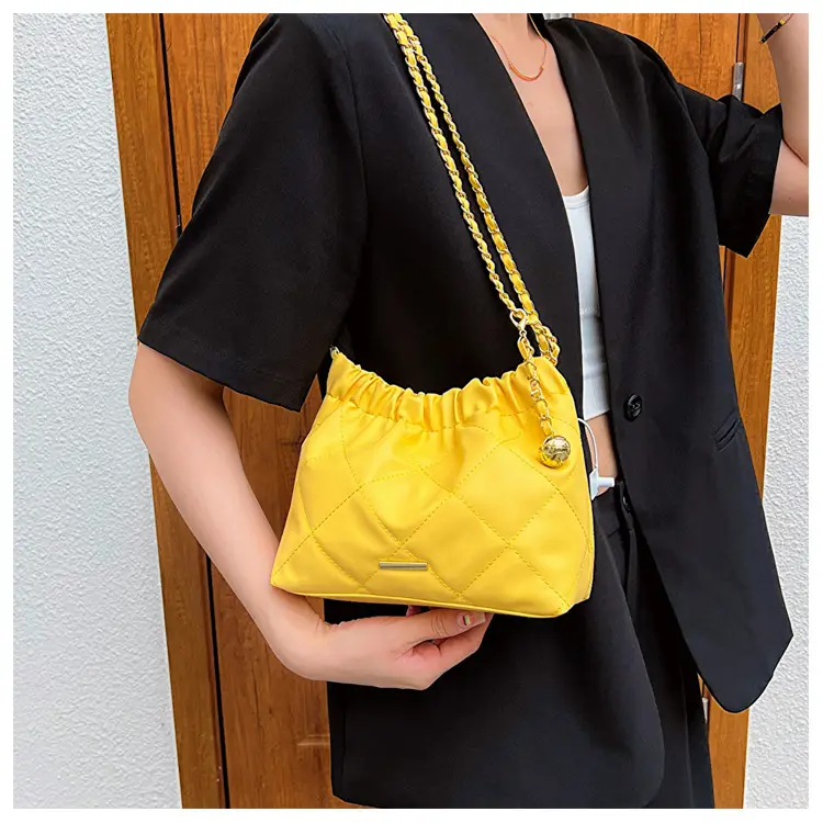 Black Pleated Chain Shoulder Bag for Women — feature 10