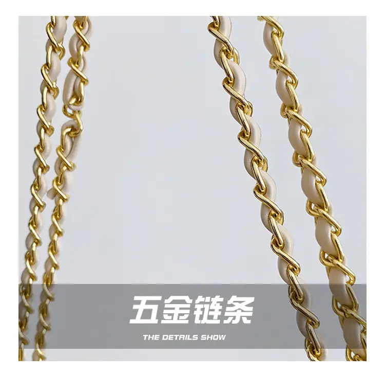 Black Pleated Chain Shoulder Bag for Women — feature 5