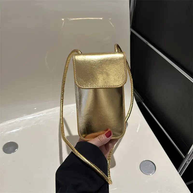 Black Vertical Mobile Phone Shoulder Bag for Women