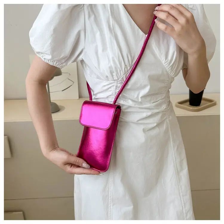 Black Vertical Mobile Phone Shoulder Bag for Women — feature 12