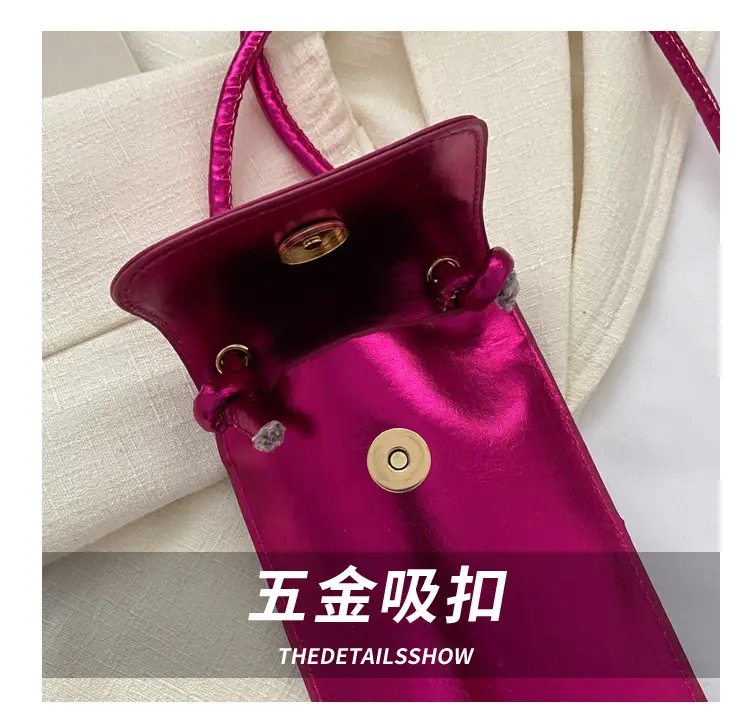 Black Vertical Mobile Phone Shoulder Bag for Women — feature 6