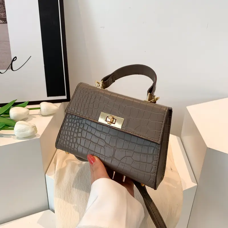 Green Croc Leather Shoulder Bag for Women 2023 - Image 7