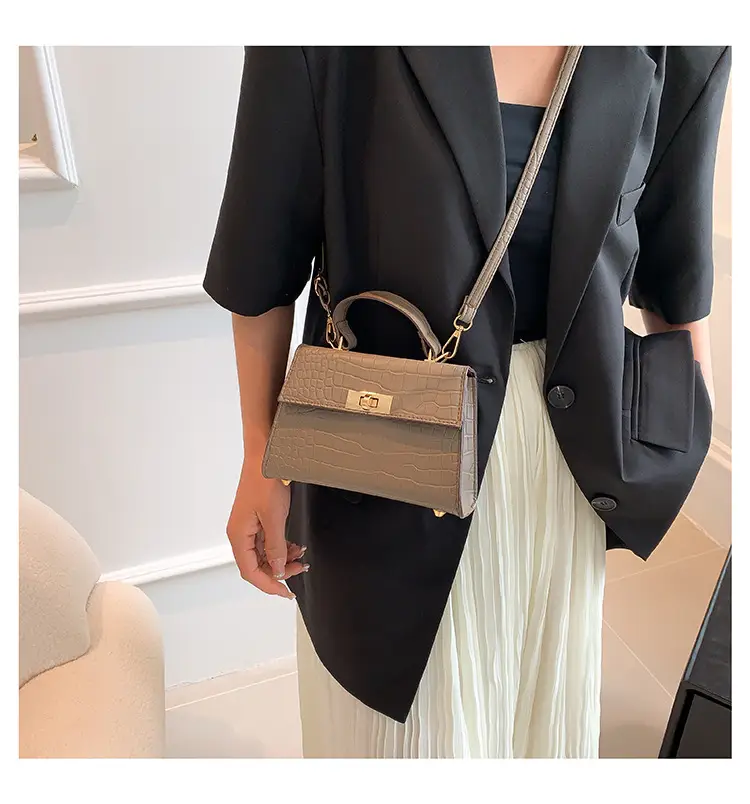 Green Croc Leather Shoulder Bag for Women 2023 — feature 20