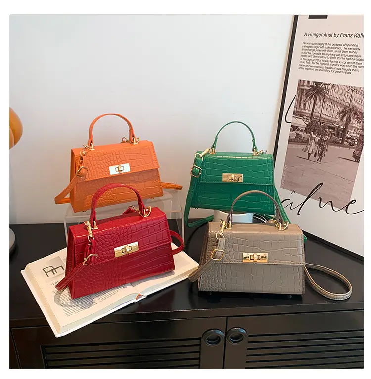 Green Croc Leather Shoulder Bag for Women 2023 — feature 26