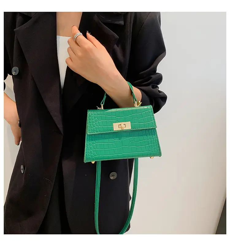 Green Croc Leather Shoulder Bag for Women 2023 — feature 9