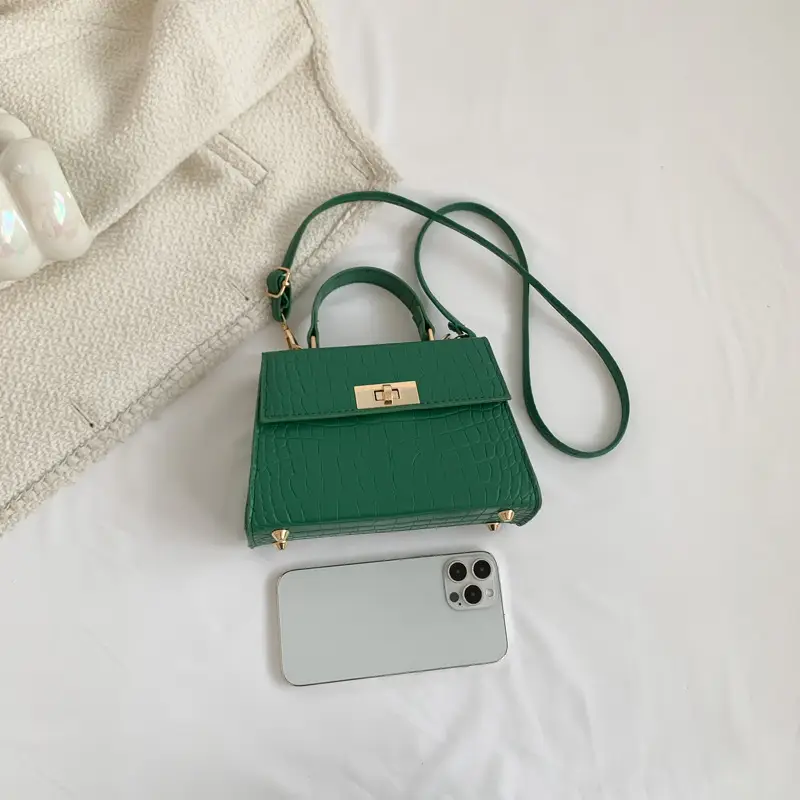 Green Croc Leather Shoulder Bag for Women 2023 - Image 3