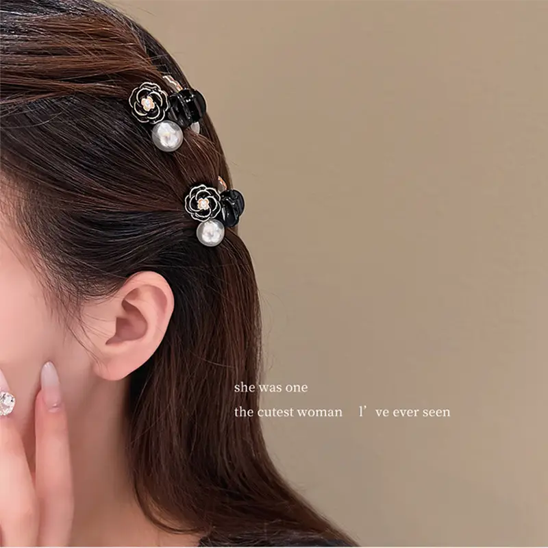 Pearl Flower Hairpin with Black Clip - Image 6