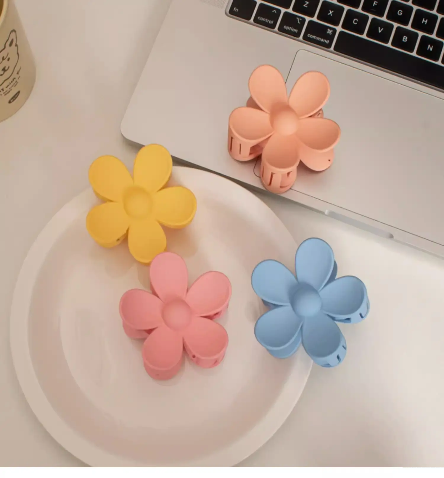 Orange Flower Hairpin Women's Ponytail Grab Clip — feature 10