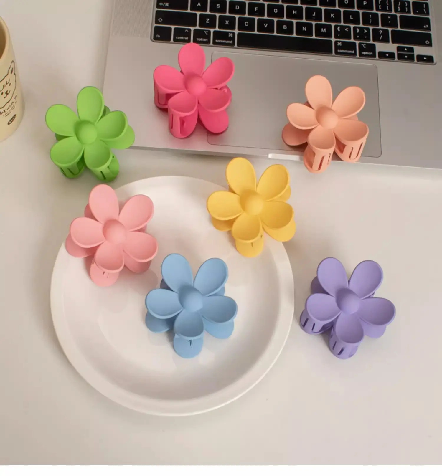 Orange Flower Hairpin Women's Ponytail Grab Clip — feature 9