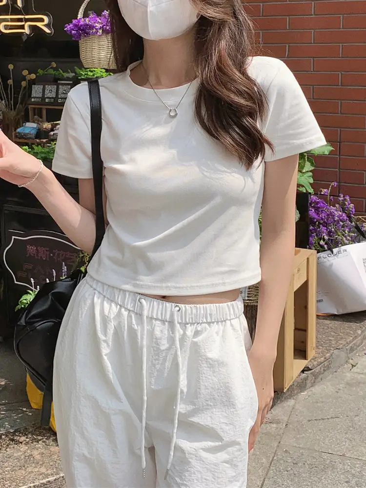 Black Slim Fit T-Shirt for Women Summer Casual Wear - Image 18