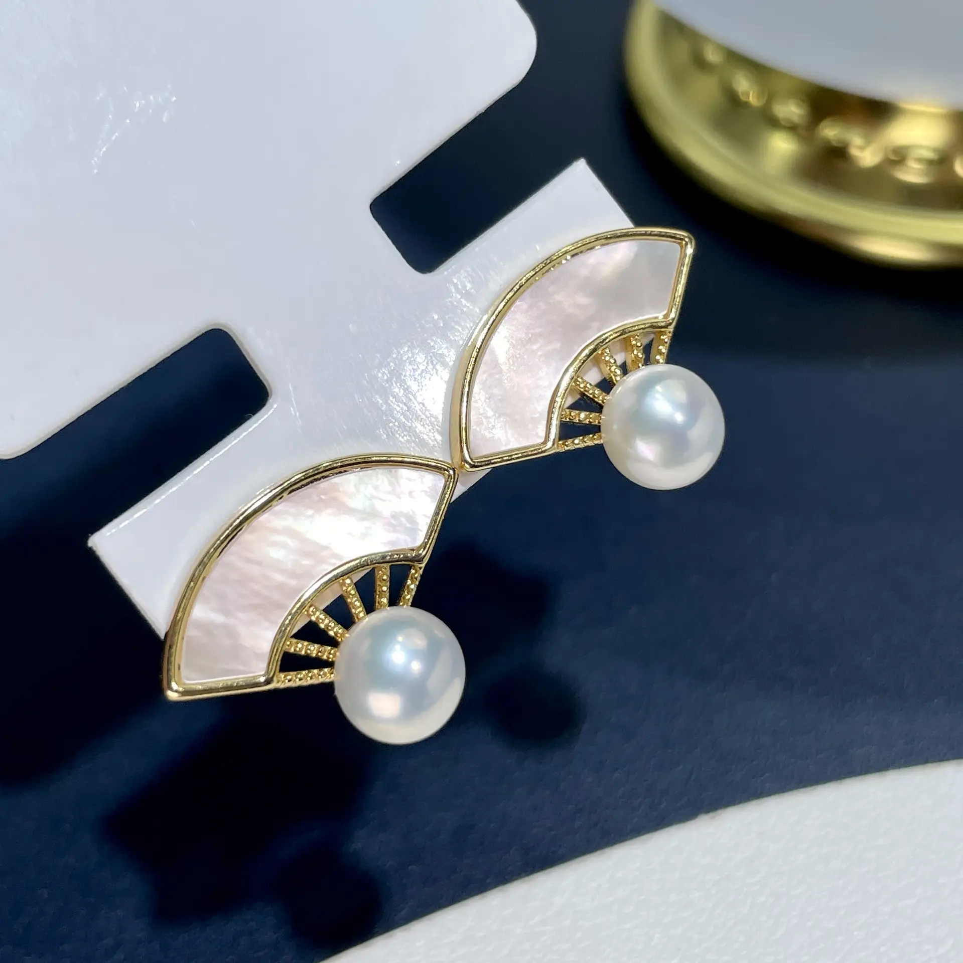 925 Sterling Pearl Fan Earrings Women's New Style — feature 1