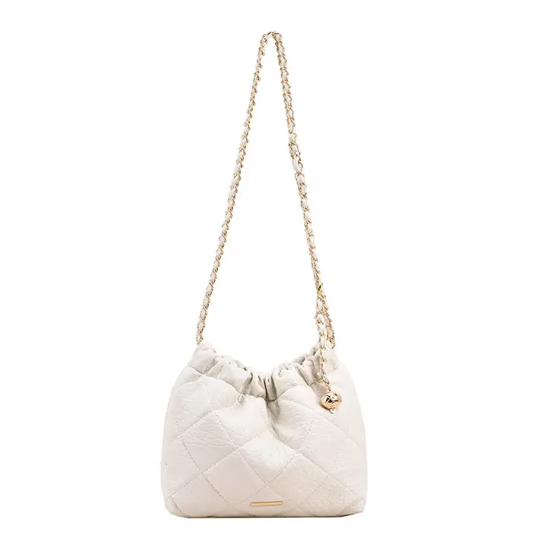 Black Quilted Chain Shoulder Bag for Women - Image 9