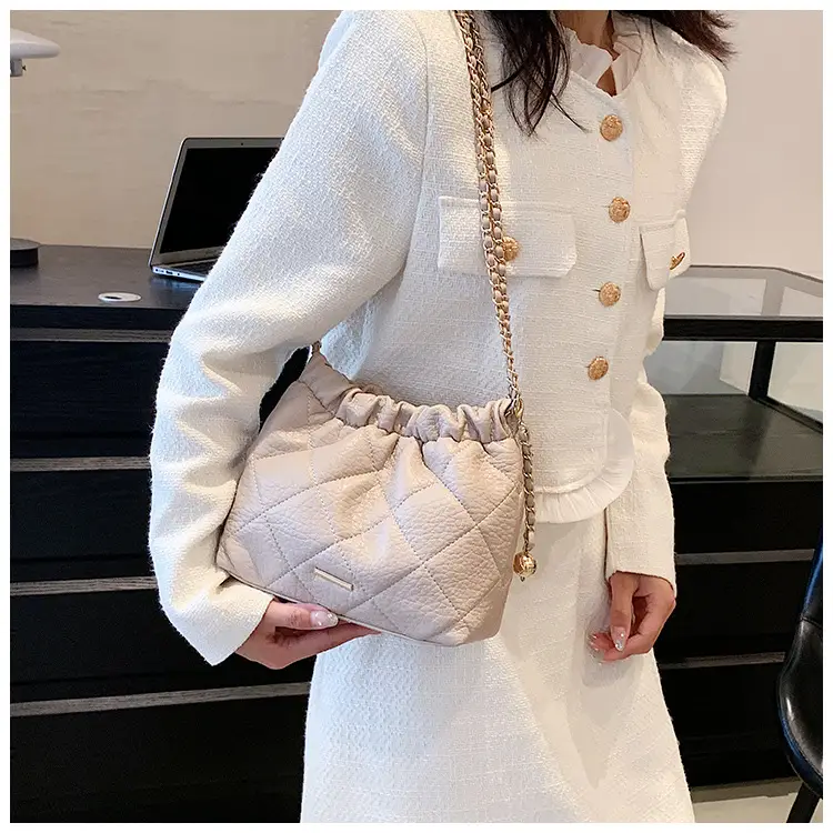 Black Quilted Chain Shoulder Bag for Women — feature 10