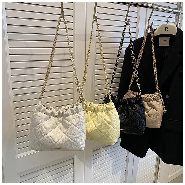 Black Quilted Chain Shoulder Bag for Women — feature 23