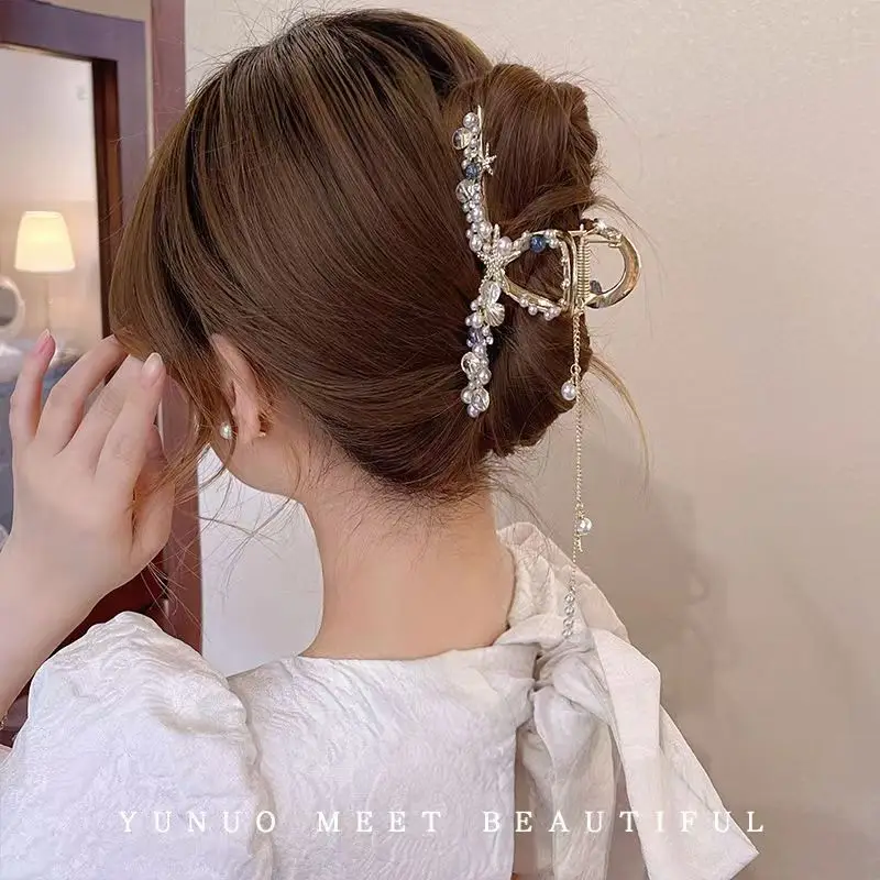 High-End Camellia Hairpin with Pearl Tassel for Women — feature 1