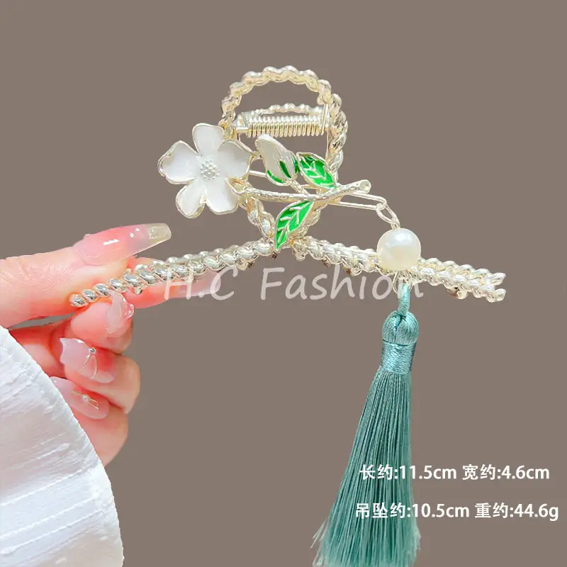High-End Camellia Hairpin with Pearl Tassel for Women — feature 9
